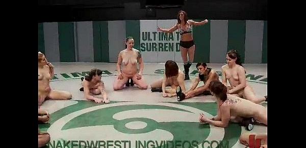  Awsome lesbian nude group battle on mat